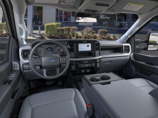 new 2025 Ford F-250 car, priced at $62,450