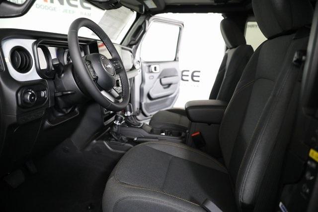 new 2025 Jeep Wrangler car, priced at $37,411