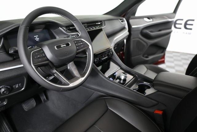 new 2025 Jeep Grand Cherokee L car, priced at $43,803