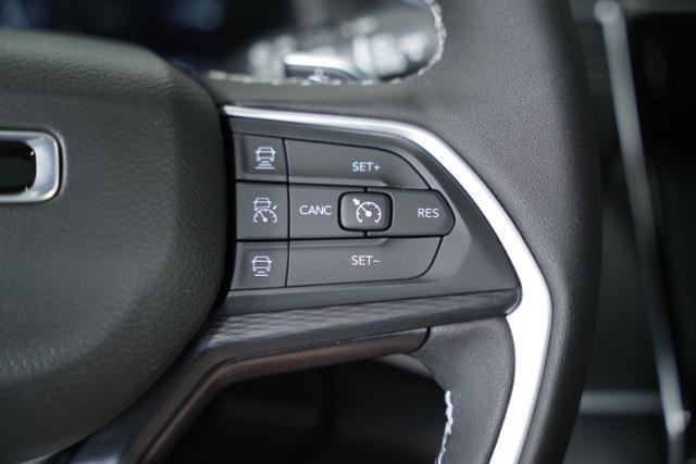 new 2025 Jeep Grand Cherokee L car, priced at $43,304