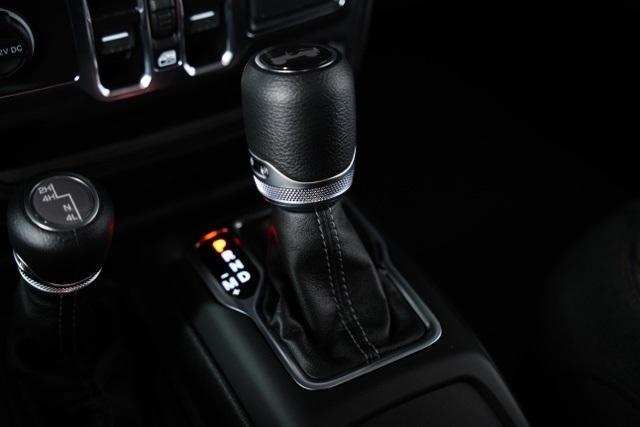 new 2025 Jeep Wrangler car, priced at $42,327