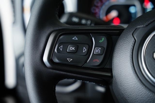 new 2025 Jeep Wrangler car, priced at $42,327