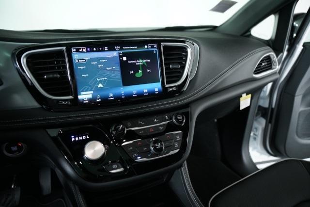 new 2026 Chrysler Pacifica car, priced at $49,838