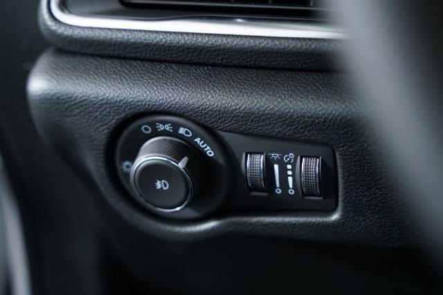 new 2026 Chrysler Pacifica car, priced at $49,838