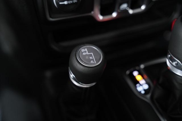 new 2025 Jeep Gladiator car, priced at $42,008