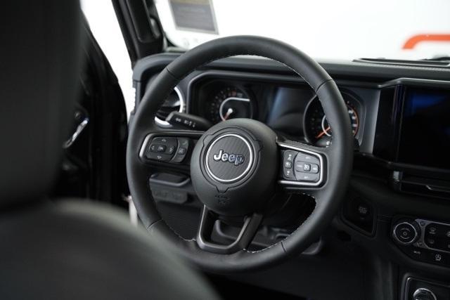 new 2025 Jeep Gladiator car, priced at $42,008