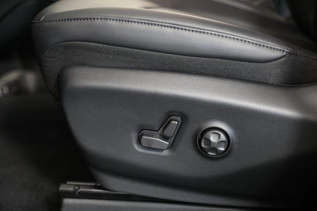 new 2025 Chrysler Pacifica car, priced at $40,610