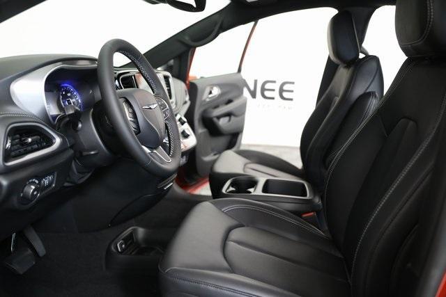 new 2025 Chrysler Pacifica car, priced at $40,610