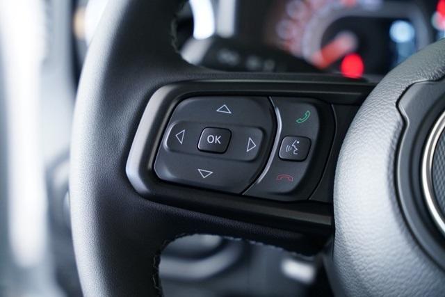 new 2025 Jeep Gladiator car, priced at $42,187