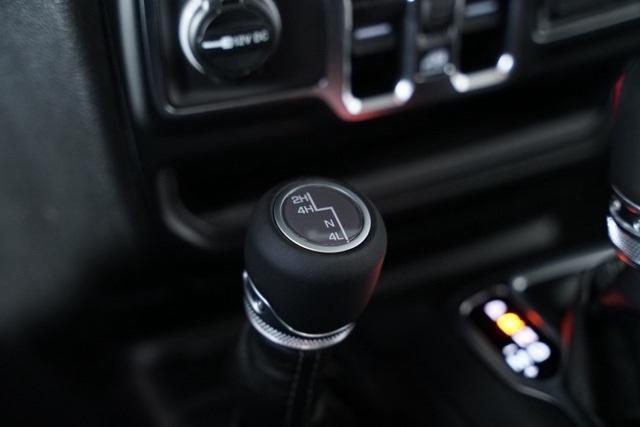 new 2025 Jeep Gladiator car, priced at $42,187