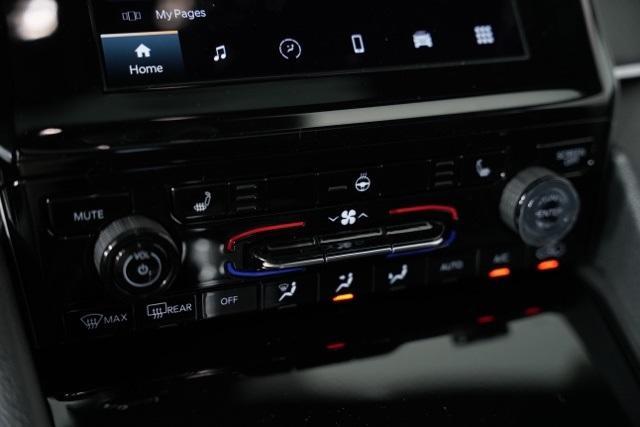 new 2025 Jeep Grand Cherokee L car, priced at $43,304