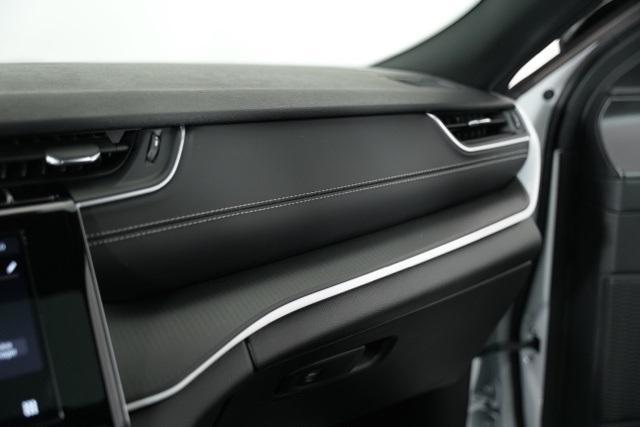 new 2025 Jeep Grand Cherokee L car, priced at $43,304