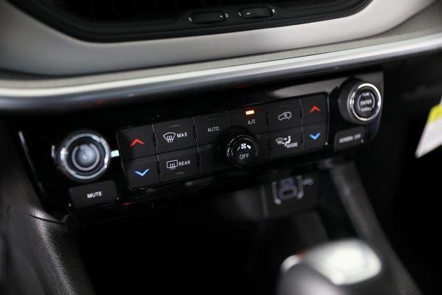 new 2025 Jeep Compass car, priced at $34,083