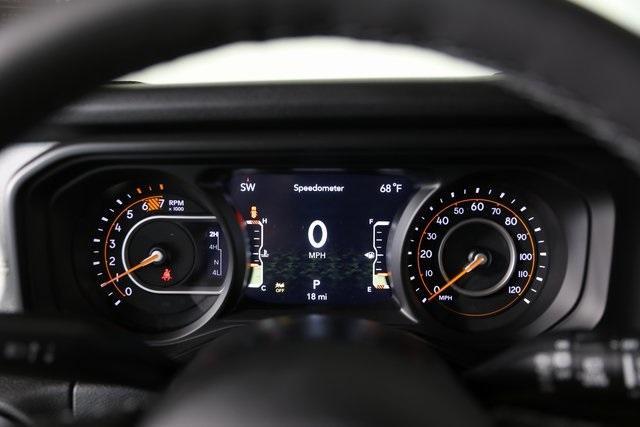 new 2025 Jeep Wrangler car, priced at $44,577