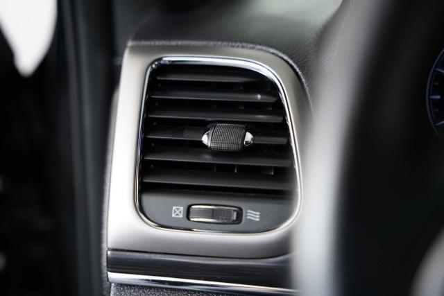 used 2021 Jeep Grand Cherokee car, priced at $27,998