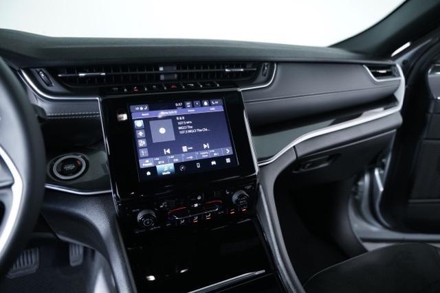 used 2023 Jeep Grand Cherokee car, priced at $29,998