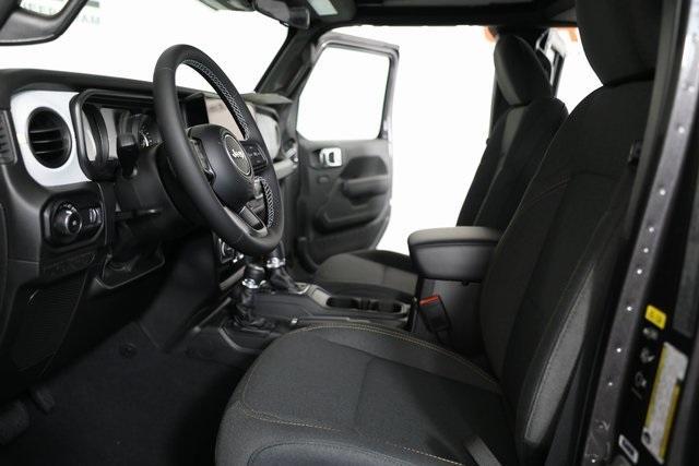 new 2025 Jeep Wrangler car, priced at $44,898