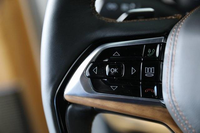 new 2025 Jeep Grand Cherokee car, priced at $59,354