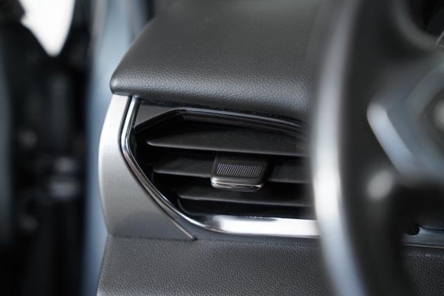 used 2021 Chevrolet Traverse car, priced at $23,498
