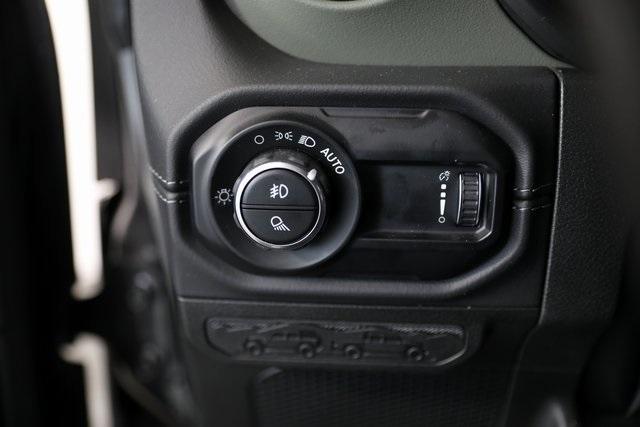 new 2025 Jeep Gladiator car, priced at $60,987