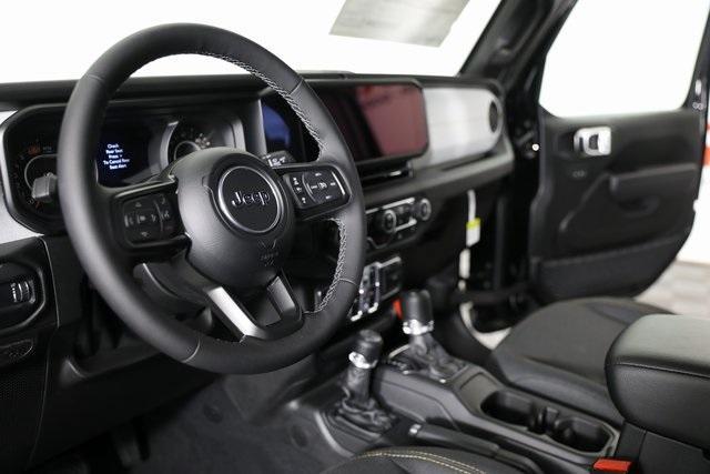 new 2025 Jeep Wrangler car, priced at $46,300