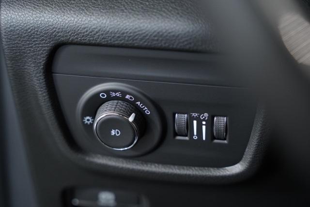 new 2025 Jeep Grand Cherokee L car, priced at $48,303