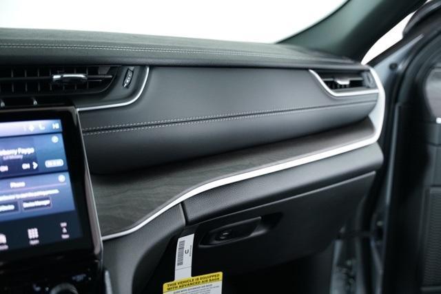 new 2025 Jeep Grand Cherokee car, priced at $43,509