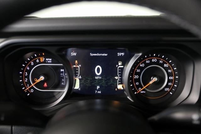 new 2025 Jeep Gladiator car, priced at $52,703