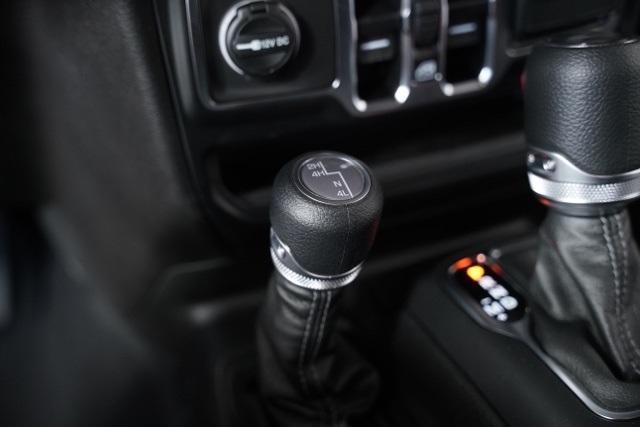 new 2025 Jeep Wrangler car, priced at $44,327