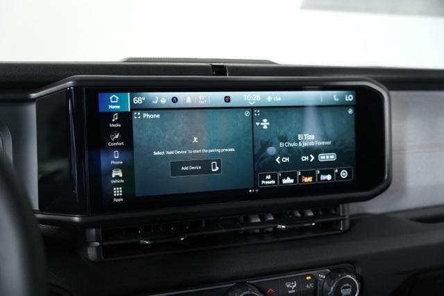 new 2025 Jeep Wrangler car, priced at $44,327