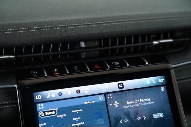 new 2025 Jeep Grand Cherokee car, priced at $42,395