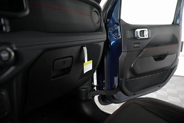new 2025 Jeep Gladiator car, priced at $52,392