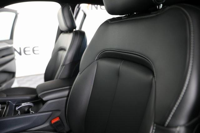 new 2025 Jeep Grand Cherokee L car, priced at $43,725