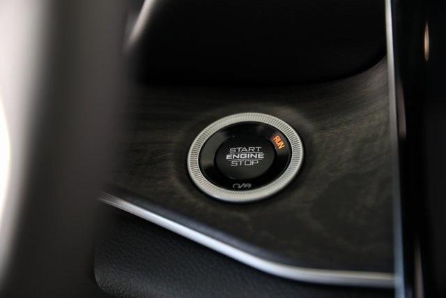 new 2025 Jeep Grand Cherokee L car, priced at $43,725