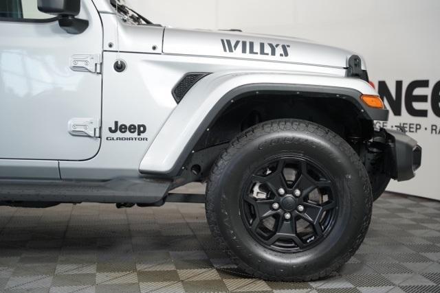 used 2022 Jeep Gladiator car, priced at $31,476