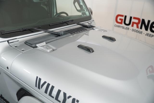 used 2022 Jeep Gladiator car, priced at $31,476