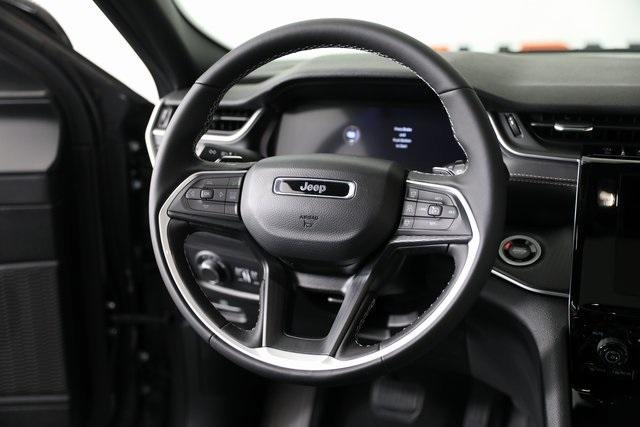new 2025 Jeep Grand Cherokee car, priced at $43,521