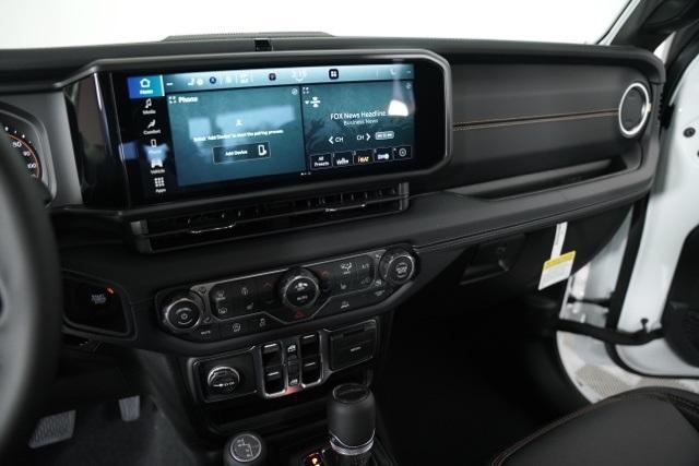 new 2025 Jeep Gladiator car, priced at $41,321