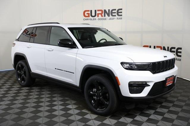 new 2025 Jeep Grand Cherokee car, priced at $45,405