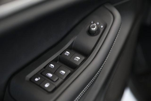 new 2025 Jeep Grand Cherokee car, priced at $45,405