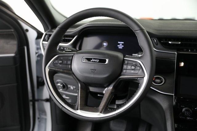 new 2025 Jeep Grand Cherokee car, priced at $45,405