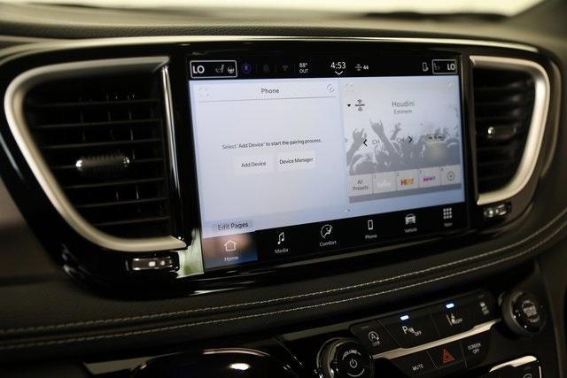 new 2025 Chrysler Pacifica car, priced at $40,395
