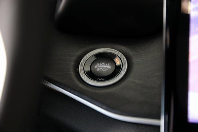 new 2025 Jeep Grand Cherokee car, priced at $45,707