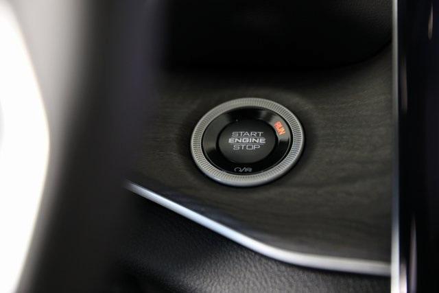 new 2025 Jeep Grand Cherokee car, priced at $45,707