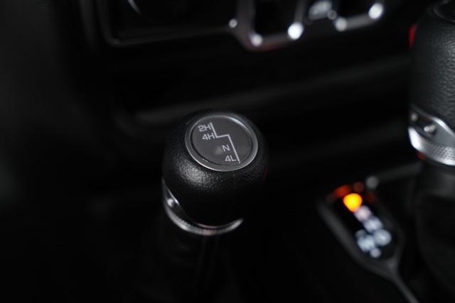 new 2025 Jeep Wrangler car, priced at $44,327