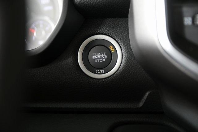 new 2025 Ram 1500 car, priced at $44,014