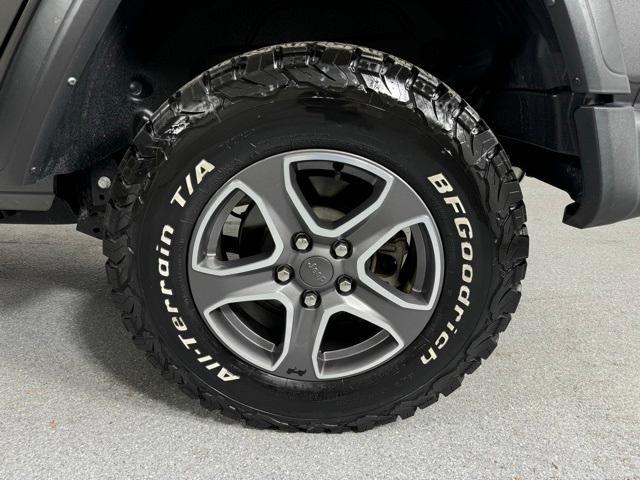 used 2022 Jeep Wrangler Unlimited car, priced at $29,402
