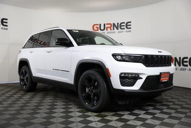 new 2025 Jeep Grand Cherokee car, priced at $45,727