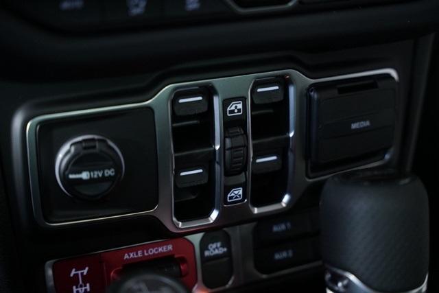 new 2025 Jeep Gladiator car, priced at $54,841