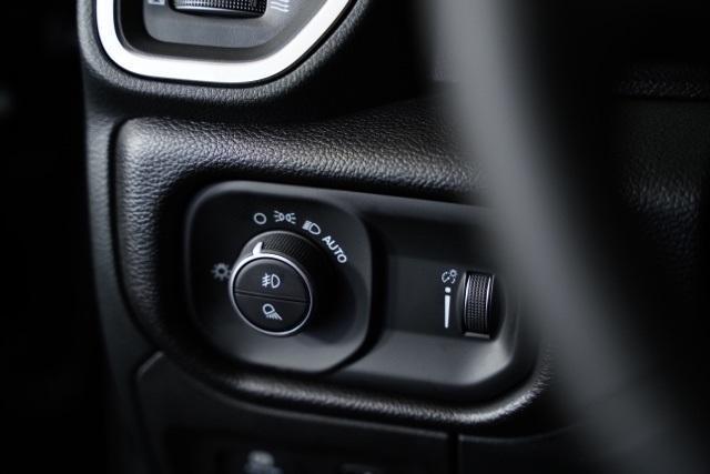 new 2025 Ram 1500 car, priced at $45,088